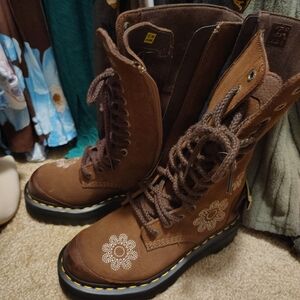 Brown Floral Women's Boots Dr Martens